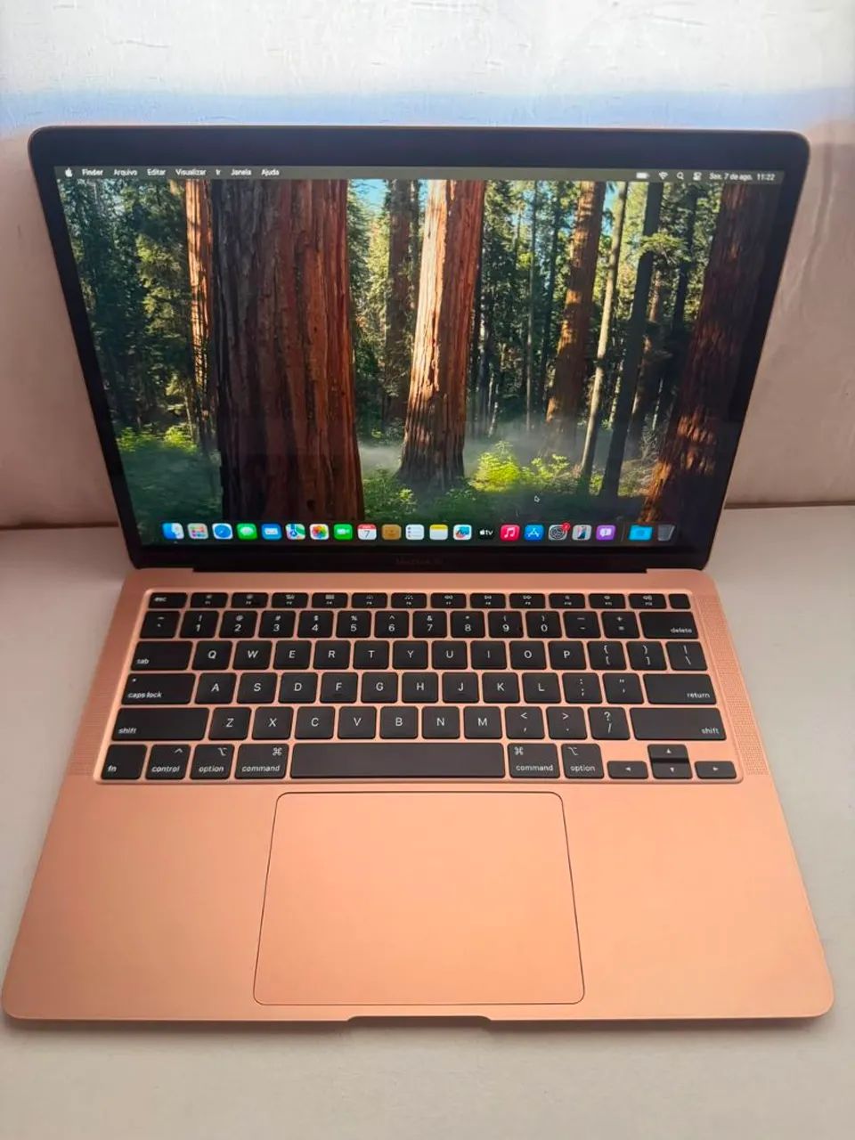 MACBOOK AIR M1