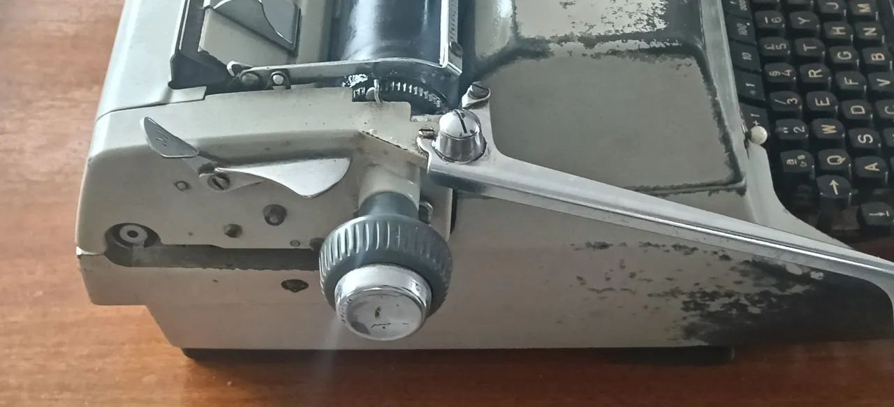 Máquina de escrever Facit - Foto 3
