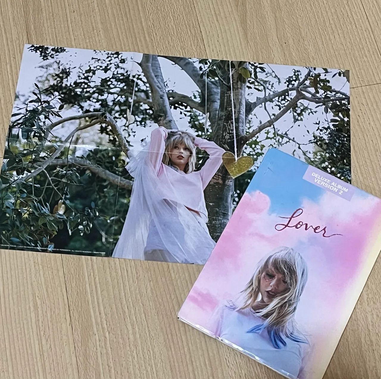 新品同様 Taylor Swift アルバムセット Lover Deluxe Version 2 Taylor Swift - CDs, DVDs etc - Vila