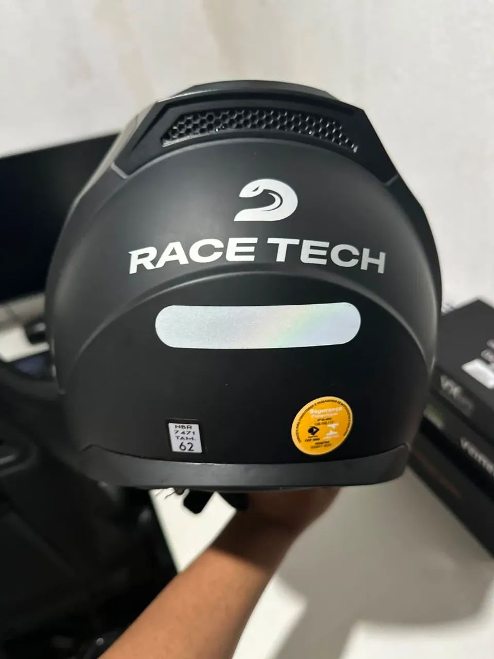Capacete RACE TECH tam. 61/62 - Foto 5