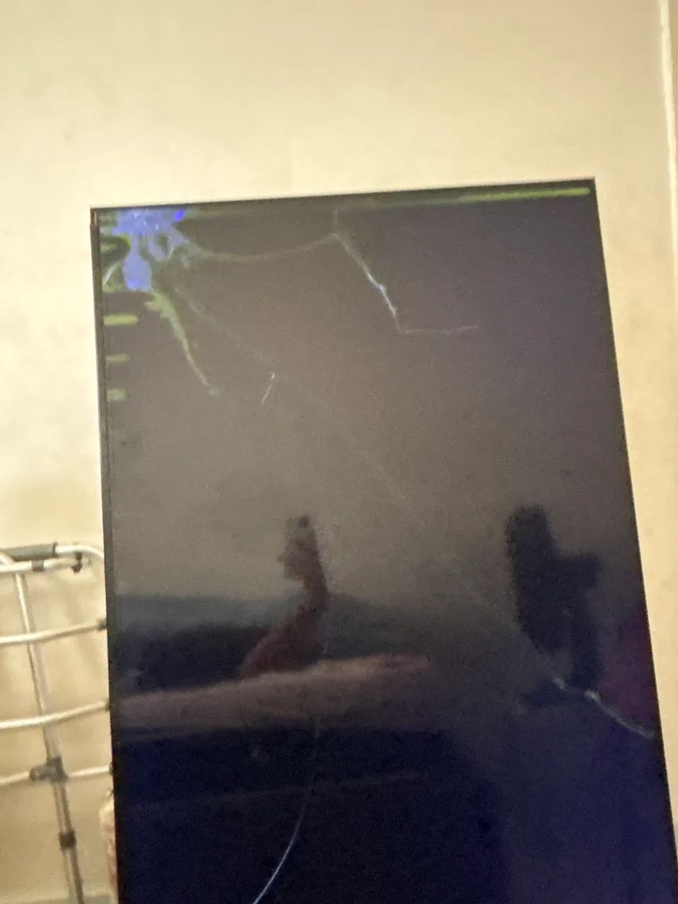Tv semi nova quebrada só a tela 