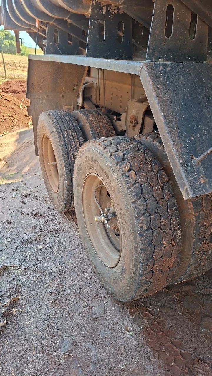 Vendo caminhão Caçamba 
