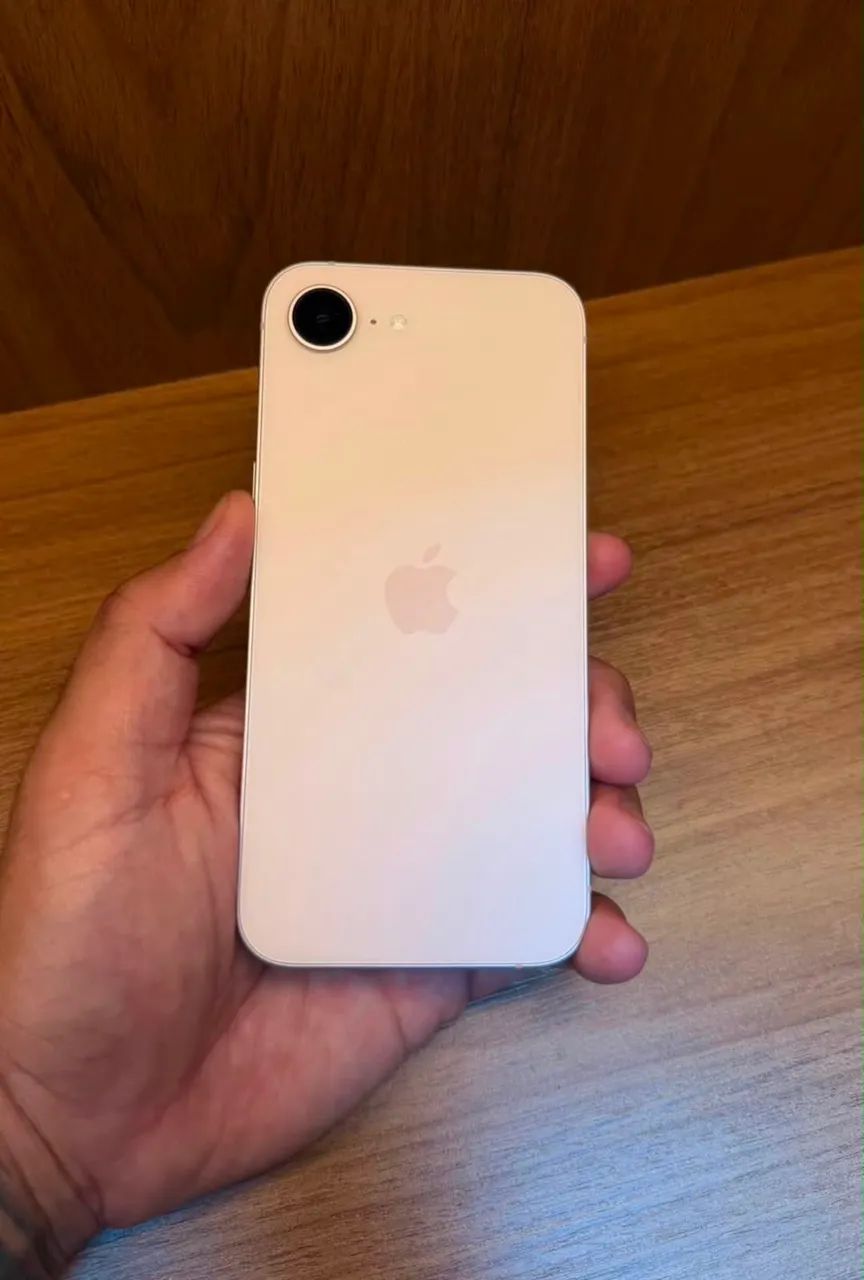 iPhone 17E  - Foto 2