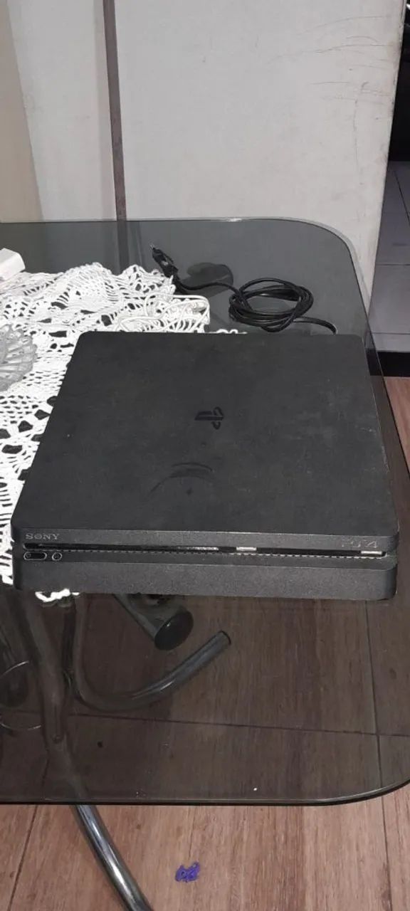 Vendo ps4 R$1500