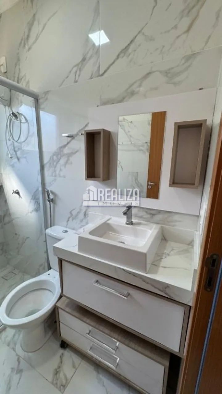 Casa à Venda no Parque das Aroeiras em Uberaba - Foto 4