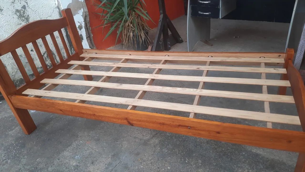 Cama solteiro de madeira  - Foto 3