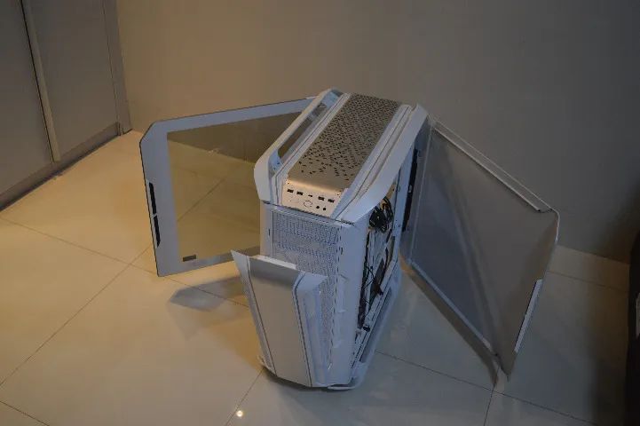 Gabinete Cooler Master C700M branco - Foto 3