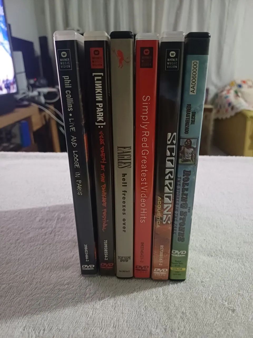 06 DVDs originais de bandas internacionais  - Foto 3