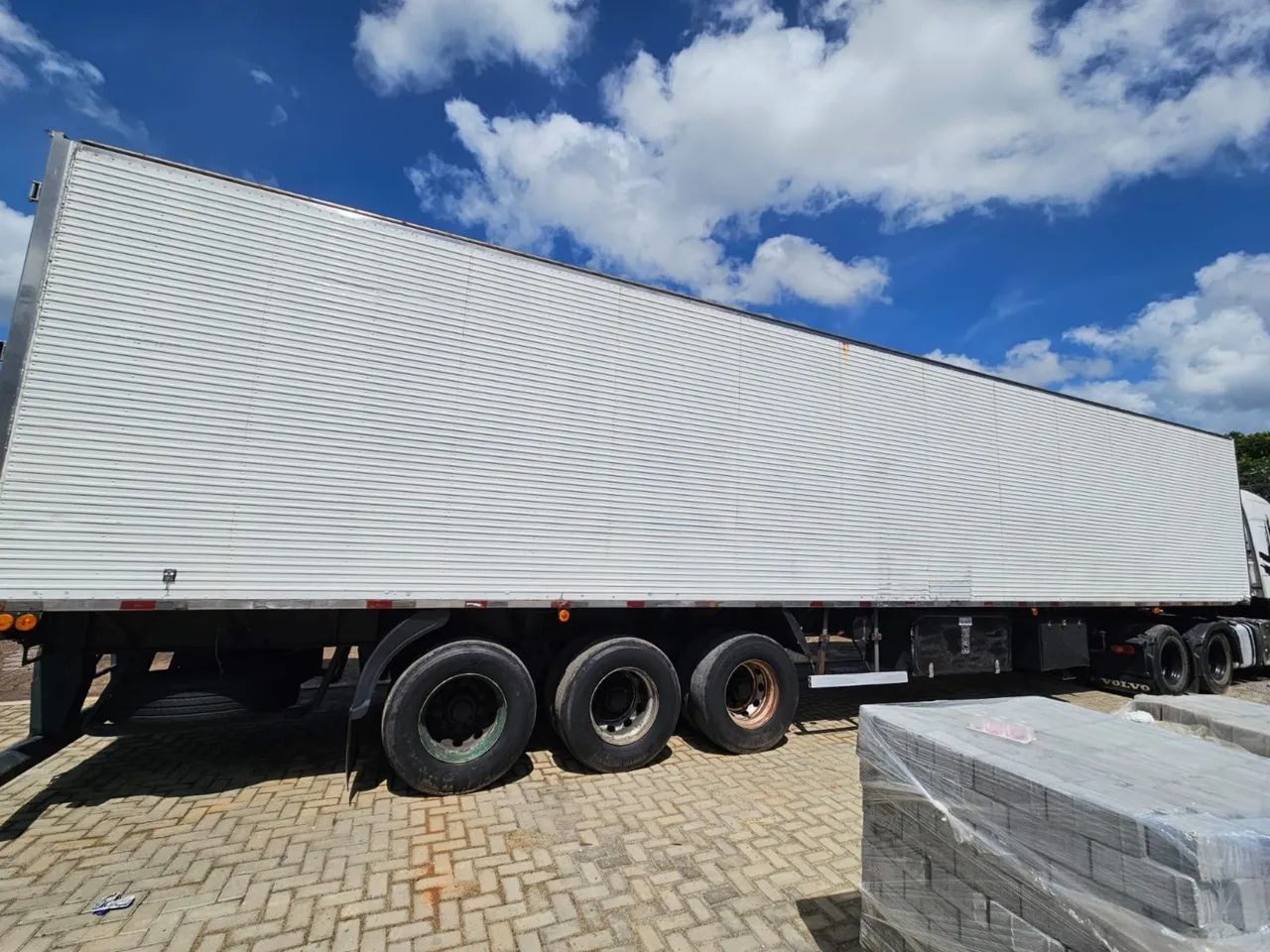 volvo FM - Foto 2