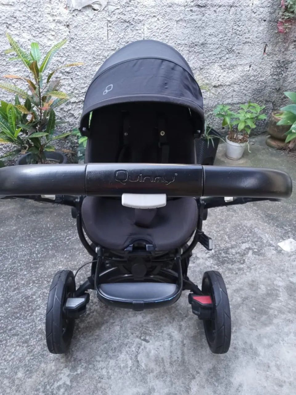 Carrinho de bebê Quinny 