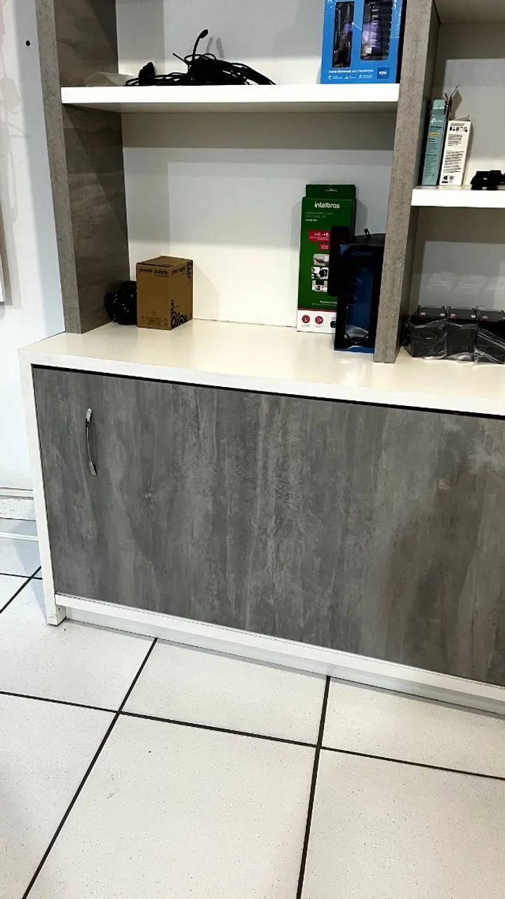 Rack MDF - Movel Espositor 100% MDF em bom estado - Foto 2