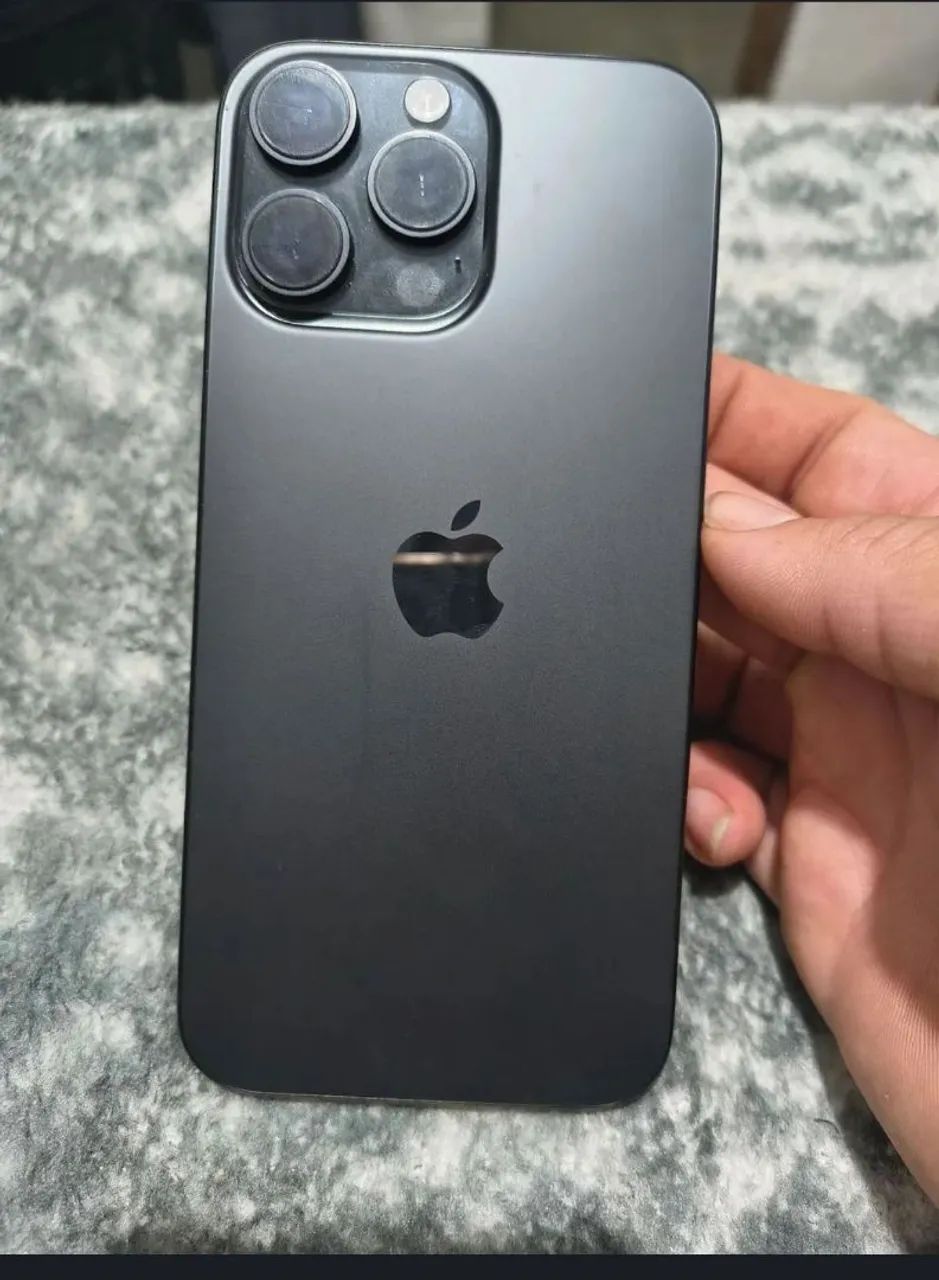 Vendo iPhone 16 pro Max preto 256 gigas - Foto 2
