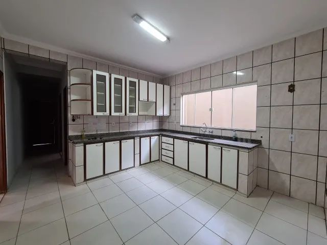 Sobrado com 4 suítes e 2 quartos - Foto 3