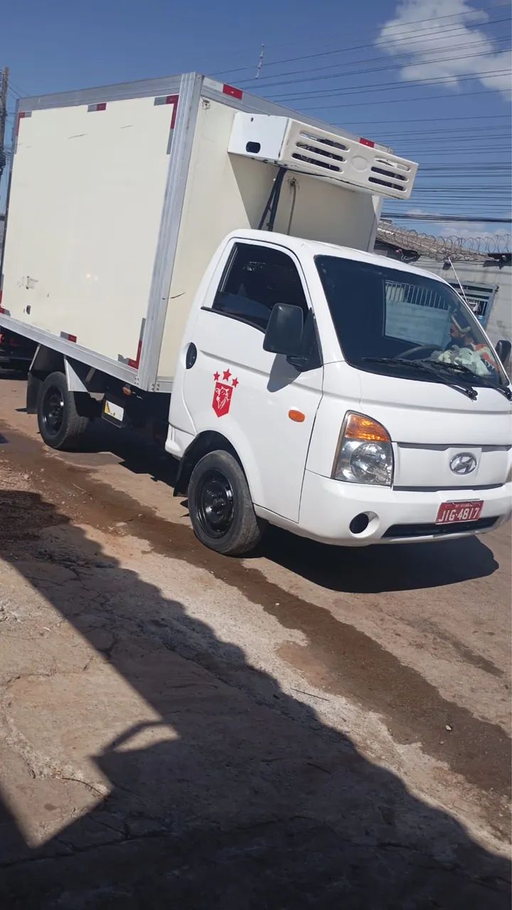 Vendo HR baú refrigerado 