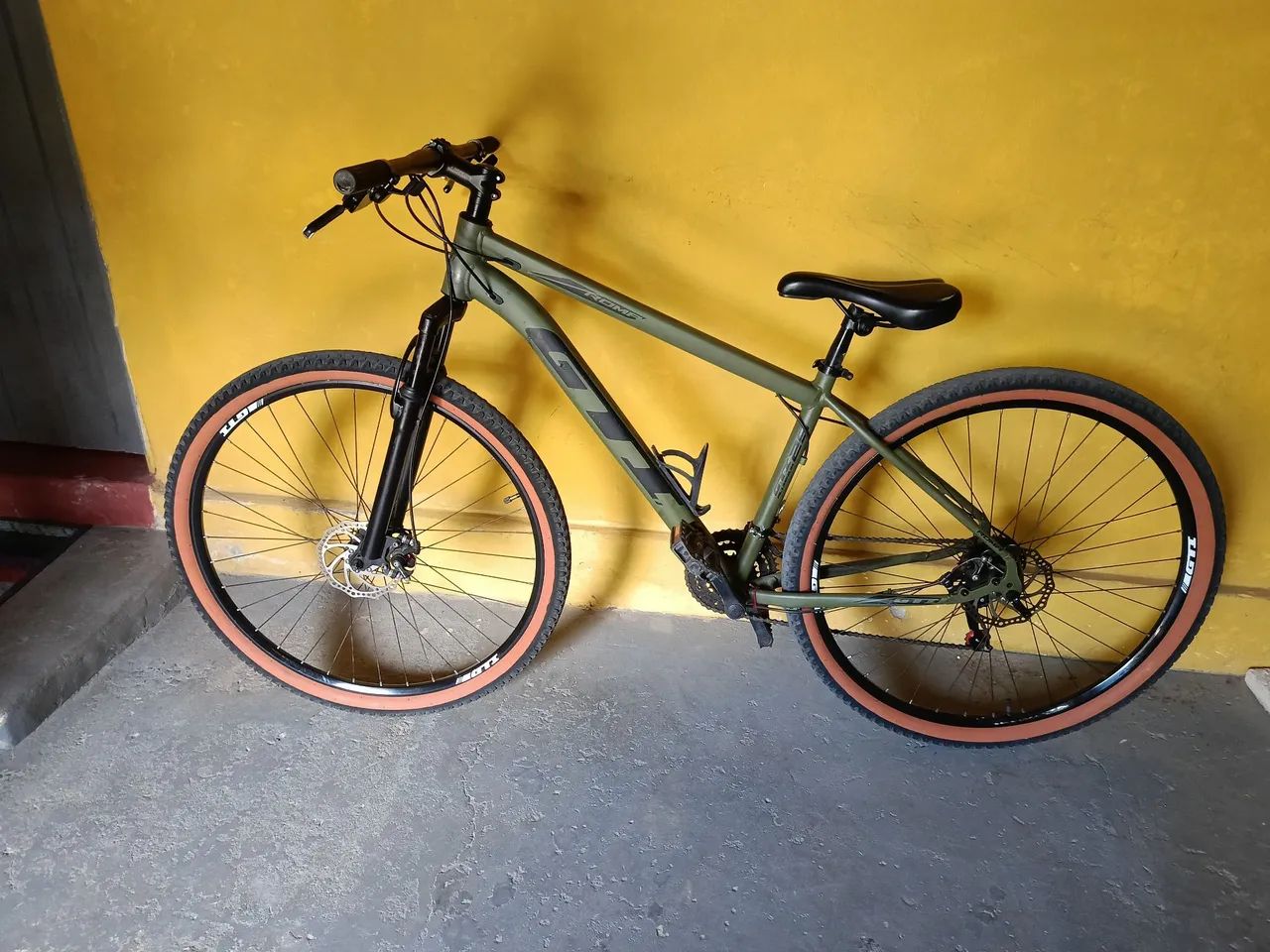Bicicleta GTI aro 29 : R$800,00