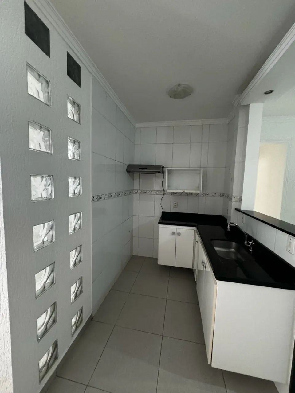 Apartamento de 2 quartos semi mobiliado  - Foto 4