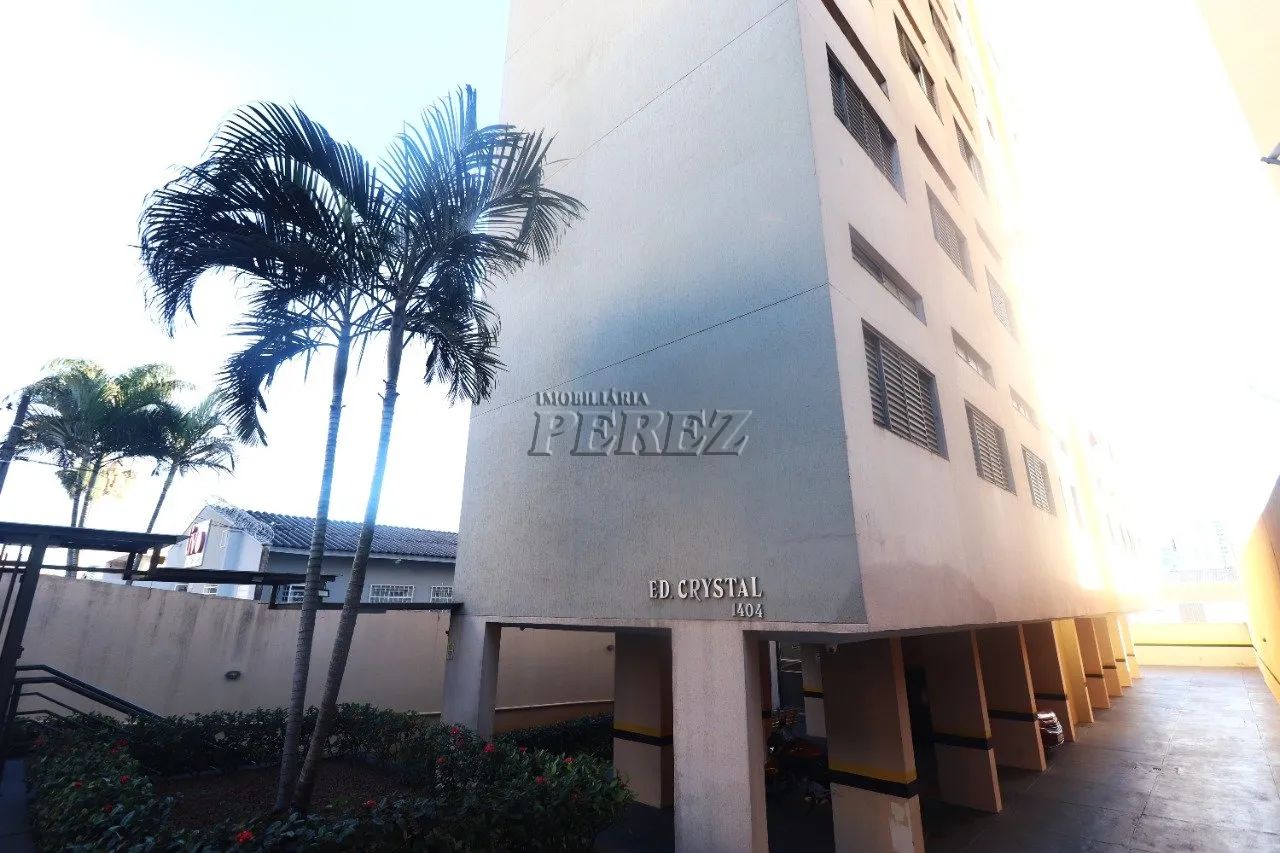 Apartamento para alugar no Edificio Crystal - Centro de Londrina.