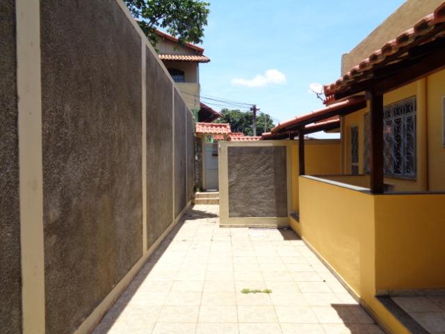 Alugo ótima casa no centro de Japeri - Foto 4