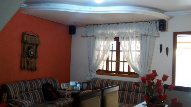 Ótima casa geminda colonial no bairro caiçara.
