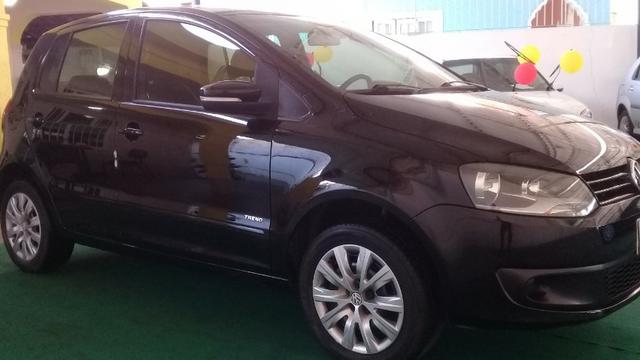 Fox Gll Trend 2012 Preto 1.6 completo 4 portas pouco rodado todos opcionais de fábrica.! - Foto 3