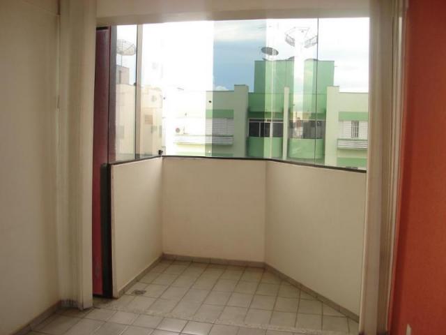 Apartamento no Edf. Cannes - Foto 3