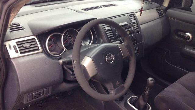 Nissan Tiida 2008 - Foto 7