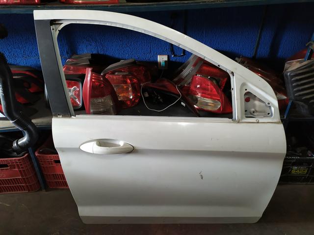 Porta dianteira direita Ford Ka NOVO