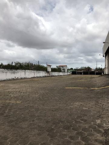 Alugo área para garagem - Foto 2