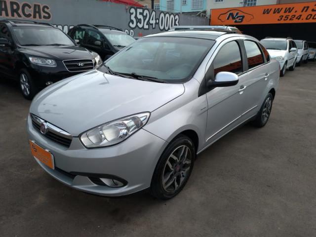 FIAT GRAND SIENA ESSENCE DUAL 1.6 FLEX 2013 com Teto Solar - Foto 2