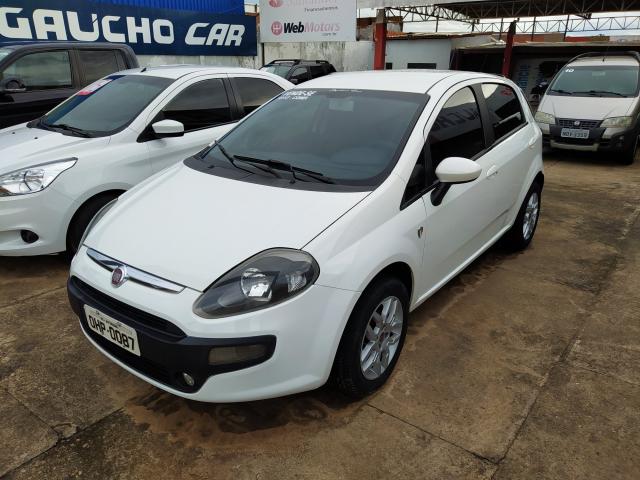 PUNTO 2011/2012 1.4 ATTRACTIVE ITALIA 8V FLEX 4P MANUAL