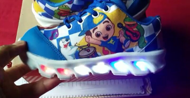 sapato com led
