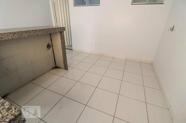 Kitnet Sudoeste 650,00 - Garagem coberta e interfone - Foto 4