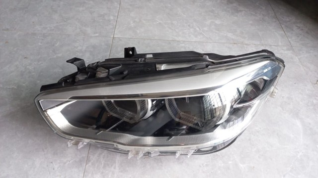 Farol bmw 118i 2018 original Le
