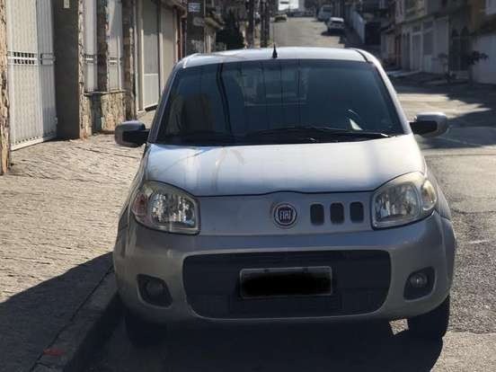 VENDO CARRO FIAT UNO // ANO 2011