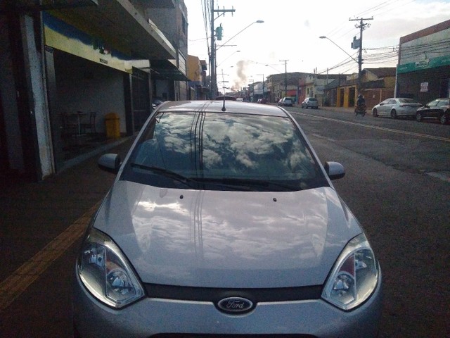 FIESTA SEDAN ANO 2014 COMPLETO RIBEIRÃO PRETO SP