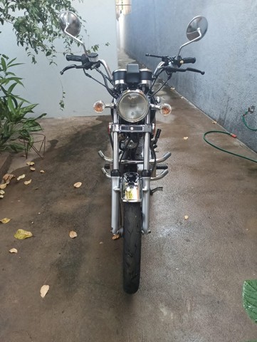 INTRUDER 125 SUZUKI 2010