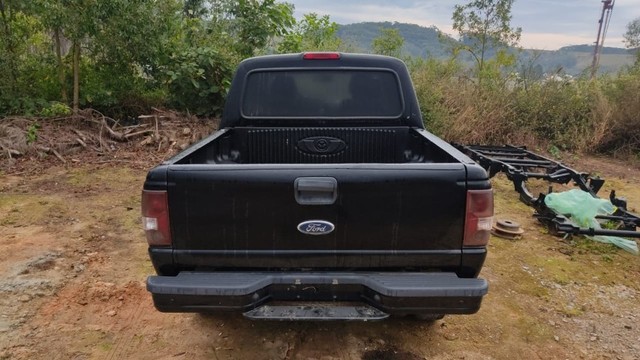 Sucata Ford Ranger 2.8 4x4 2005 Manual Preta - Foto 5
