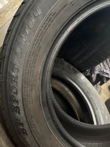 Pneus 195/65/15 Dunlop meia vida sem defeitos (não são riscados) - Foto 2