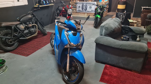 HONDA SH150 LINDÍSSIMA