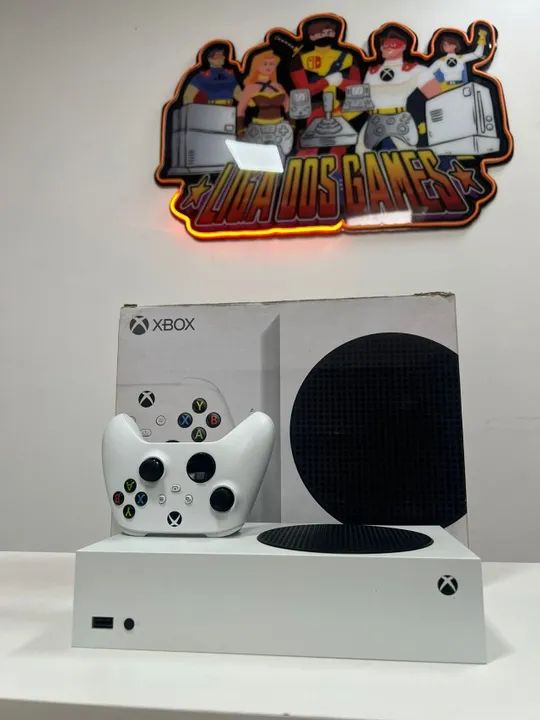 Xbox Series S semi novo com 1 controle 512gb - 1.899,00 no pix - pego seu video game como 