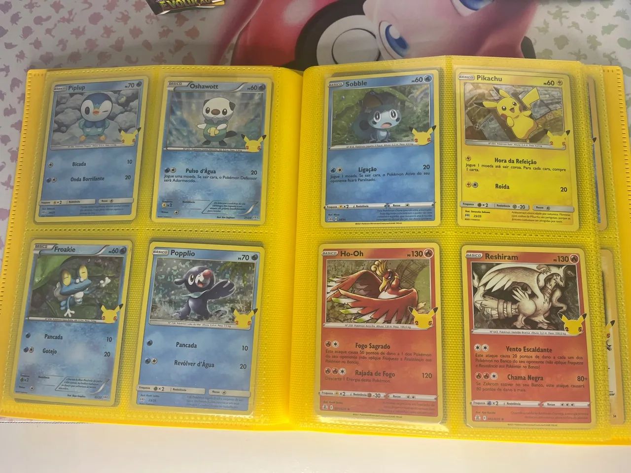 Coleção de cartas Pokemon Celebrações Completa (LER DESCRIÇÃO) - ACEITO PROPOSTAS - Foto 2