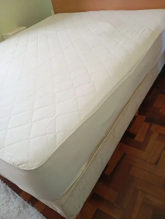 Excelente Colchão com box bipartido QUEEN SIZE