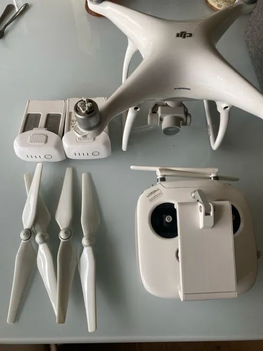 Drone DJI  Phantom 4 muito novo - Foto 2