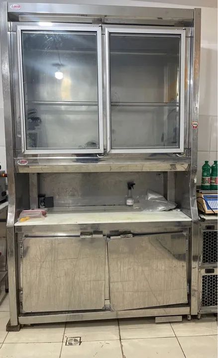 Vitrine refrigerada para comércio