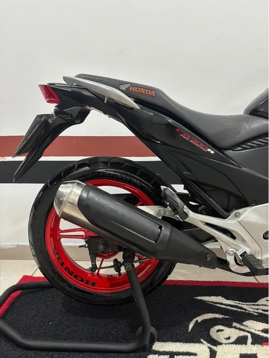 CB 300c 2011 MUITO NOVA  (DIVIDO EM 21 VEZES NO CARTÃO) - Foto 3