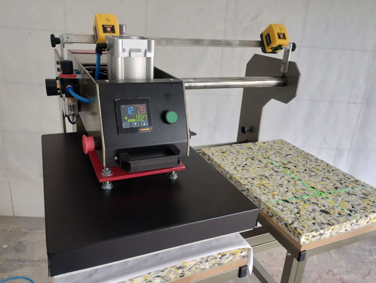 Prensa térmica sublimação DTF pneumática! preços baixos e parcelamento. - Foto 2