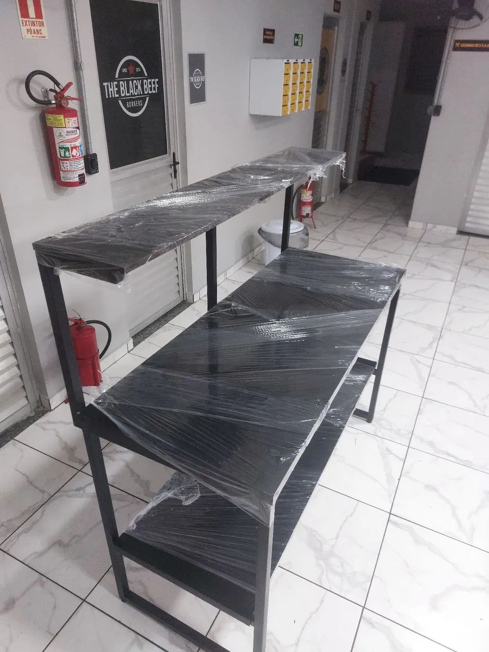 Mesa em L para Escritório com Prateleira - Foto 5
