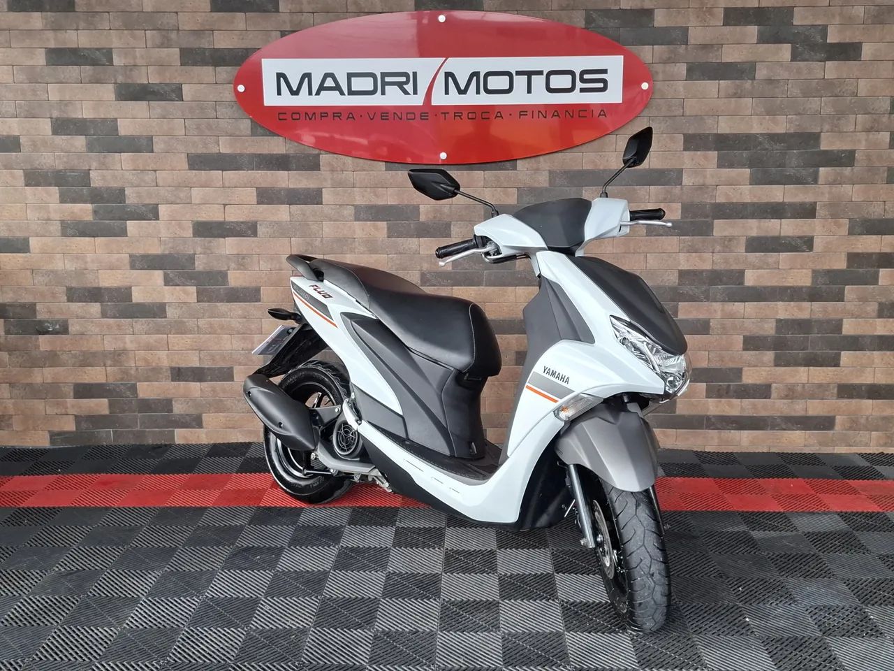 YAMAHA FLUO 125 ABS - Foto 2