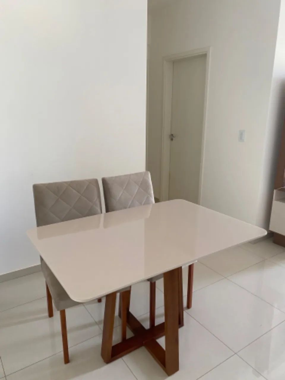 Mesa de Jantar - 4 lugares - Foto 3