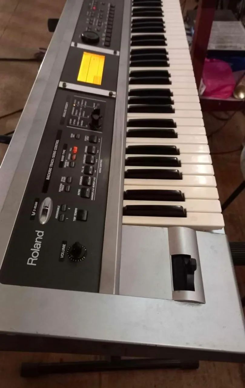 Teclado Roland GW7. Em ótimo estado. 